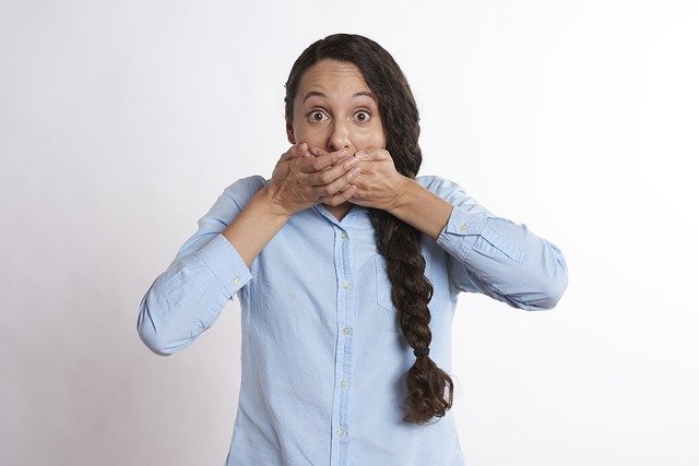 Los falsos amigos del inglés más comunes… y que te pueden confundir enseguida